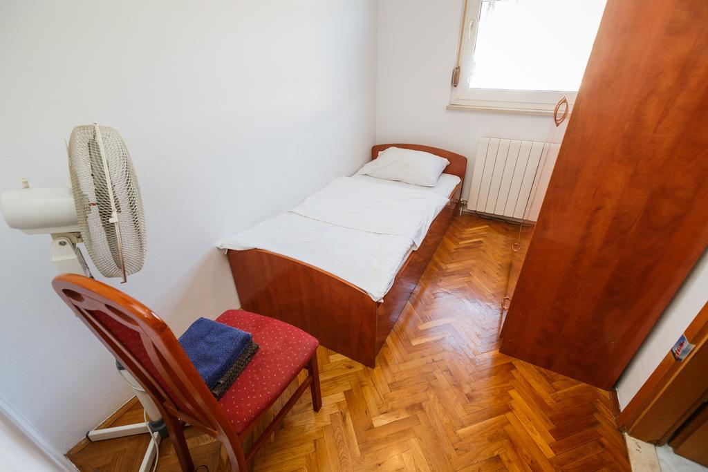 Guesthouse Varnica Kaštel Lukšić Cameră foto